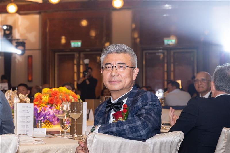 Hubert Wang อำลาตำแหน่งประธานและ COO ของ MGM China