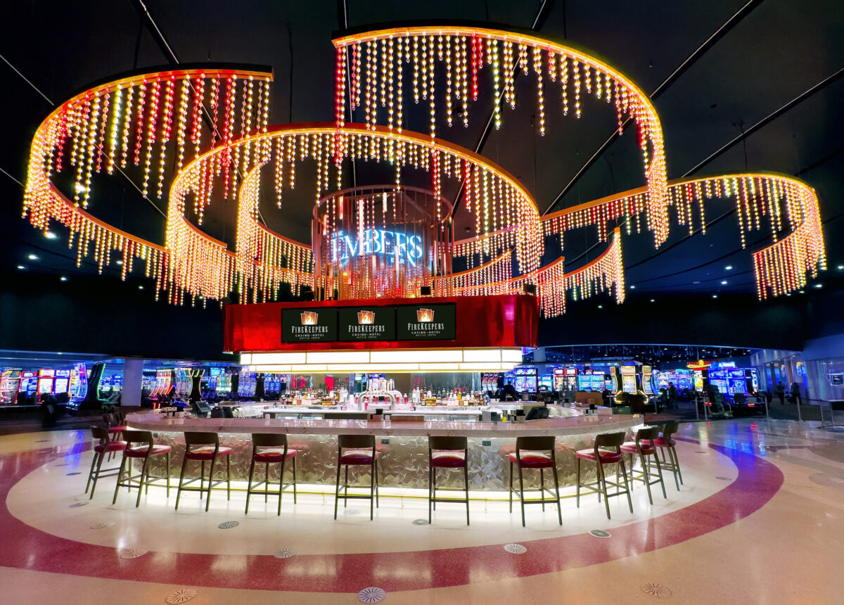 FireKeepers Casino Hotel เปิดตัว Embers Bar ใหม่ในมิชิแกน