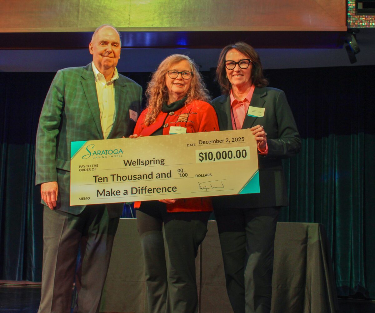 Saratoga Casino Hotel มอบเงินช่วยเหลือสังคม 120,000 ดอลลาร์สหรัฐแก่ 12 องค์กรไม่แสวงหาผลกำไร