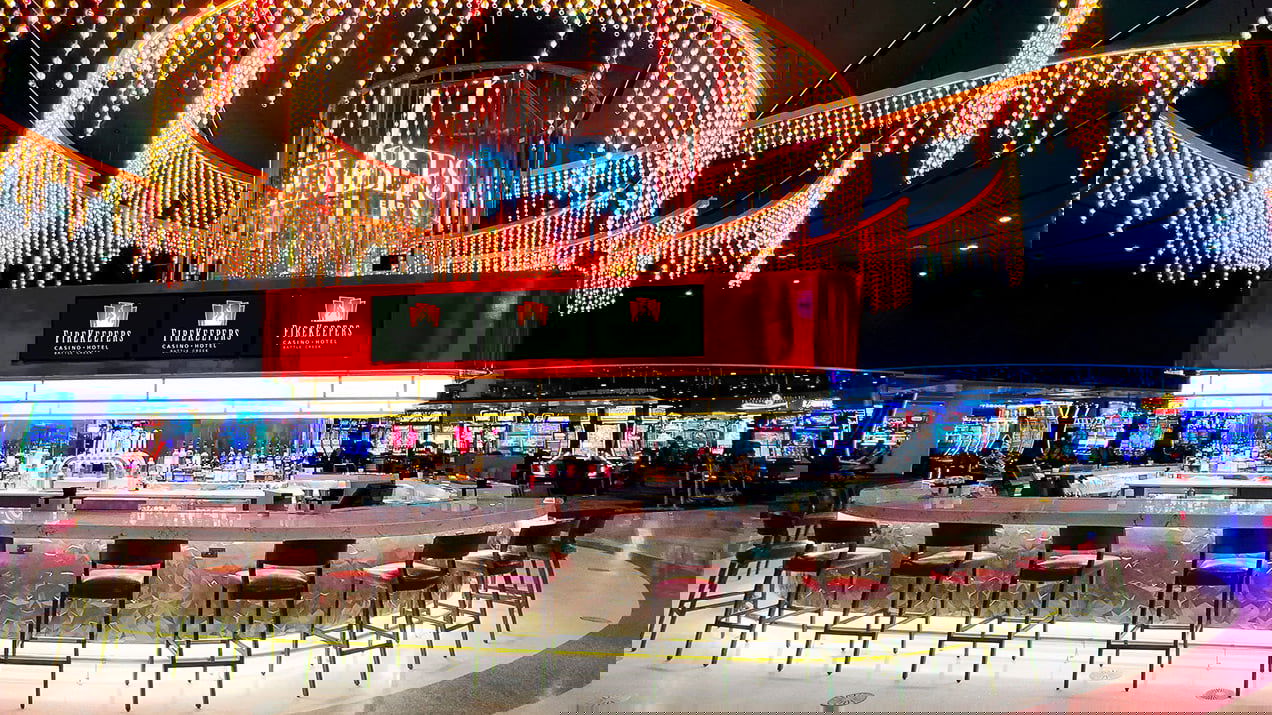 ไฟร์คีปเปอร์ส คาสิโน โฮเทล เปิดตัว The Embers Bar ใหม่ในมิชิแกน