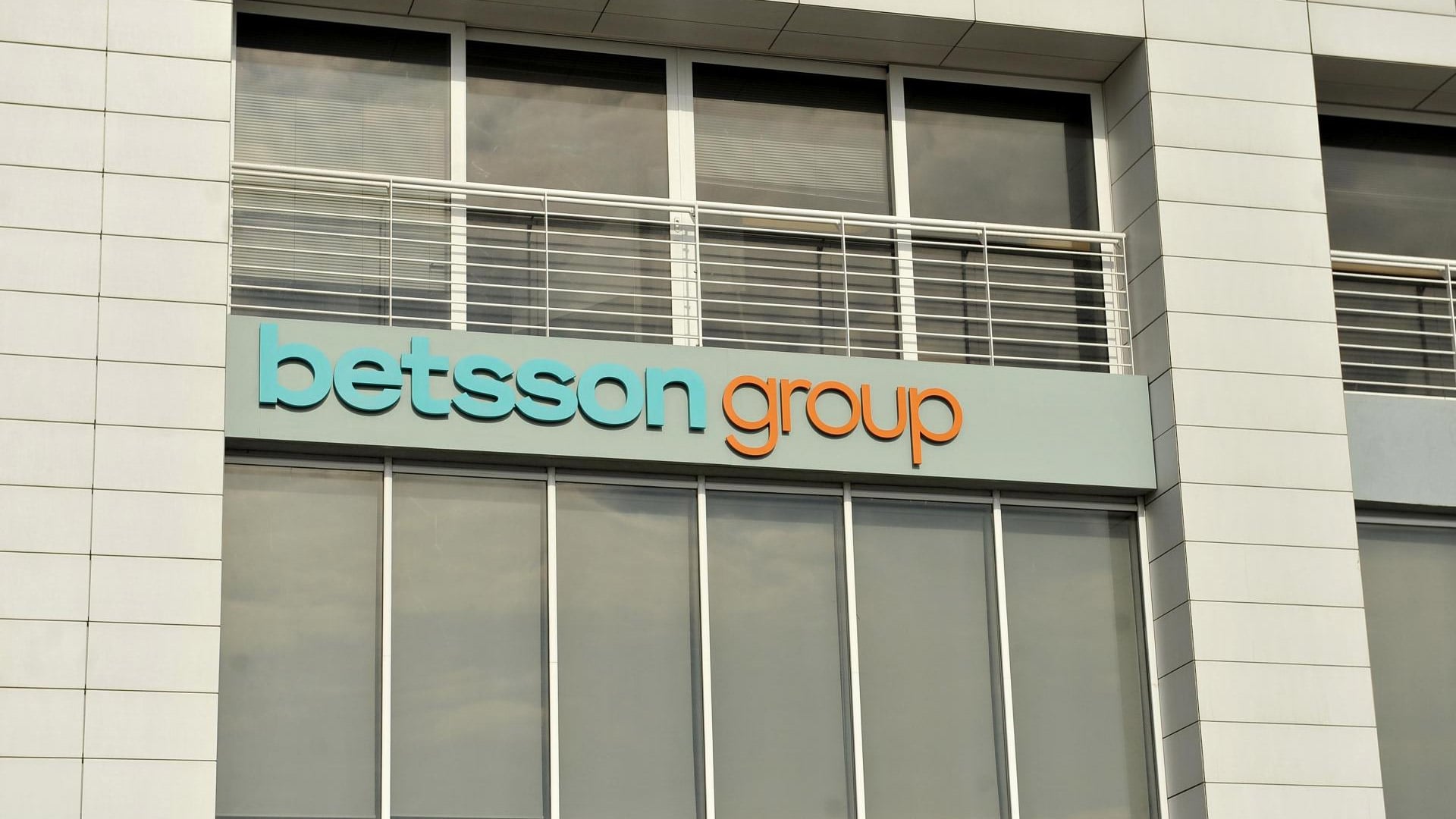 Betsson รายงานรายได้ปี 2025 เพิ่มขึ้น แม้กำไรลดลงจากภาษีและไตรมาสที่ 4 อ่อนตัว