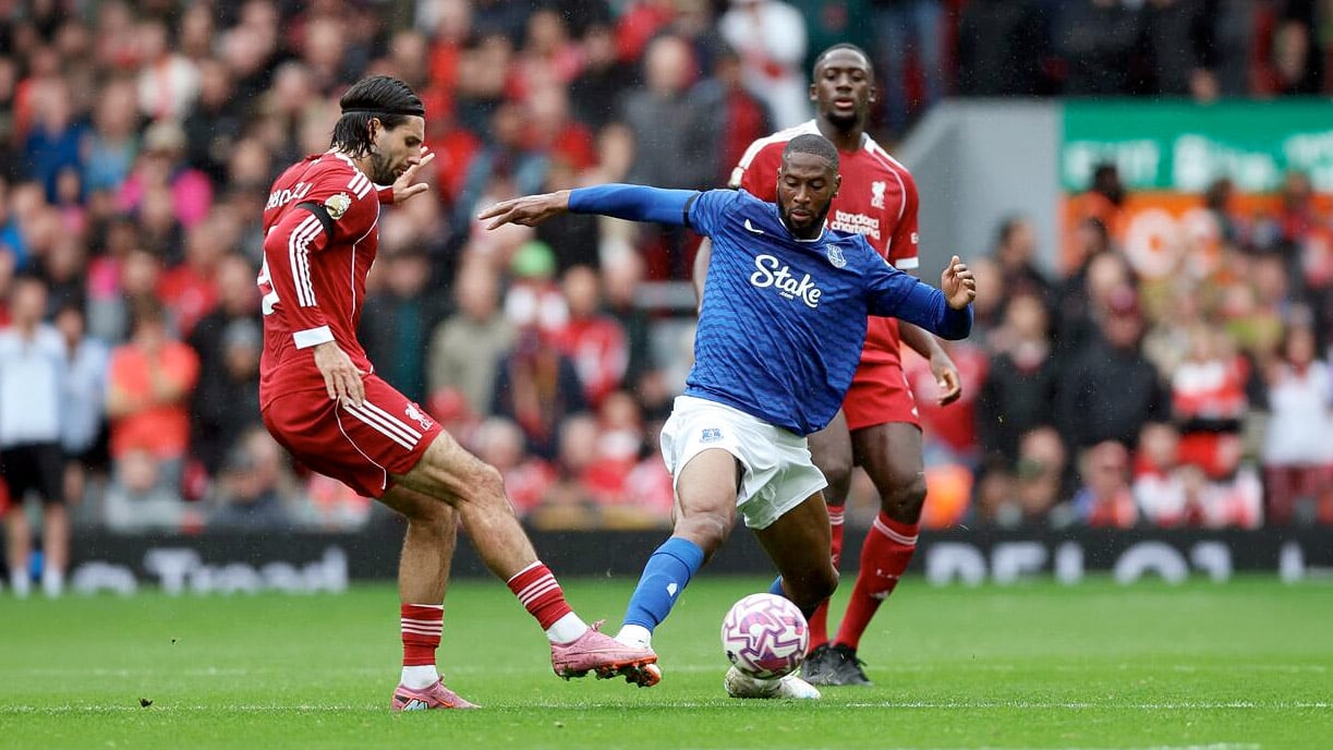 รัฐบาลอังกฤษเตรียมห้ามบริษัทเดิมพันที่ไม่มีใบอนุญาตสปอนเซอร์ทีมพรีเมียร์ลีก